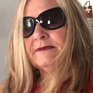 Meet your Posher, Vicky